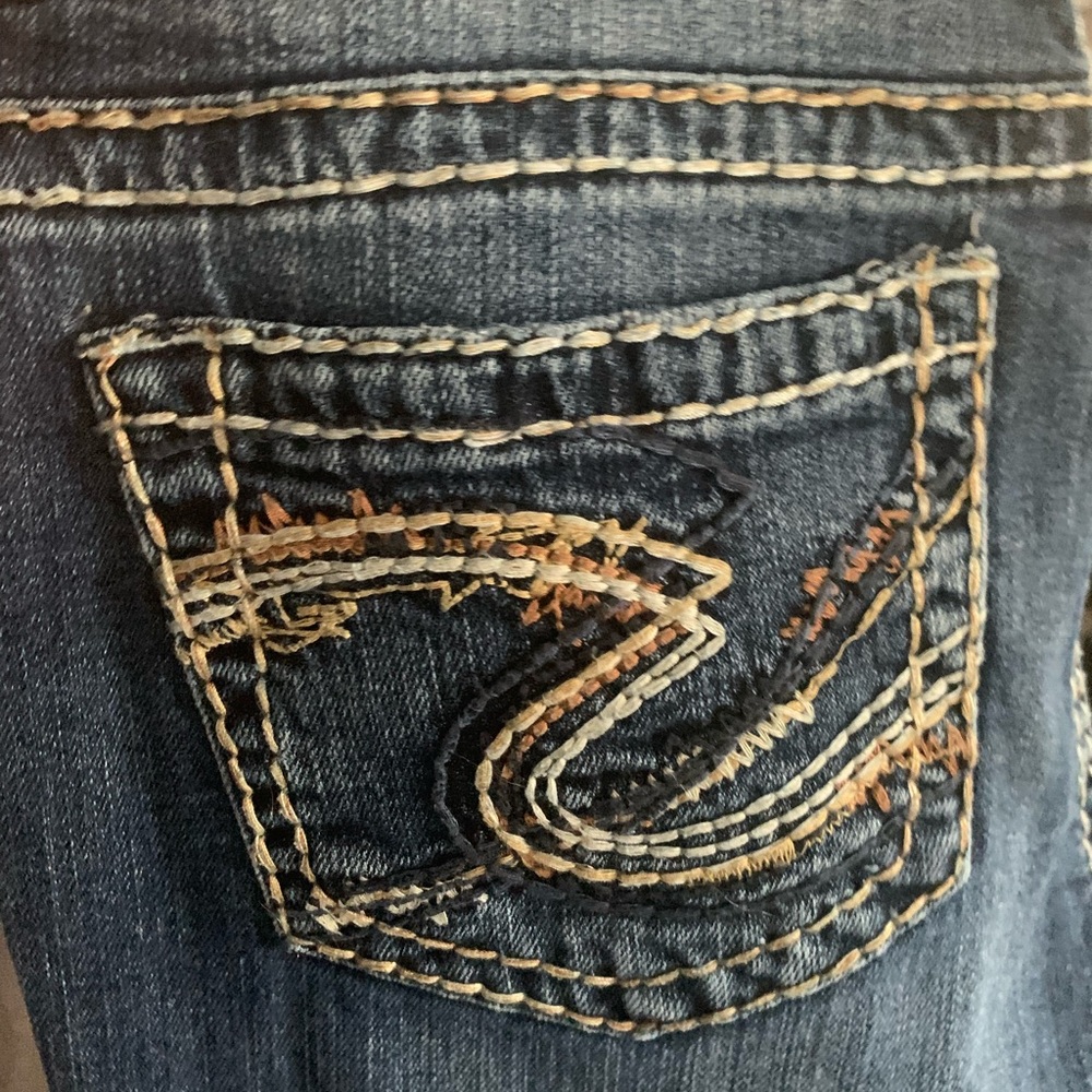 silver brand jeans. Size 29 W x 33 L